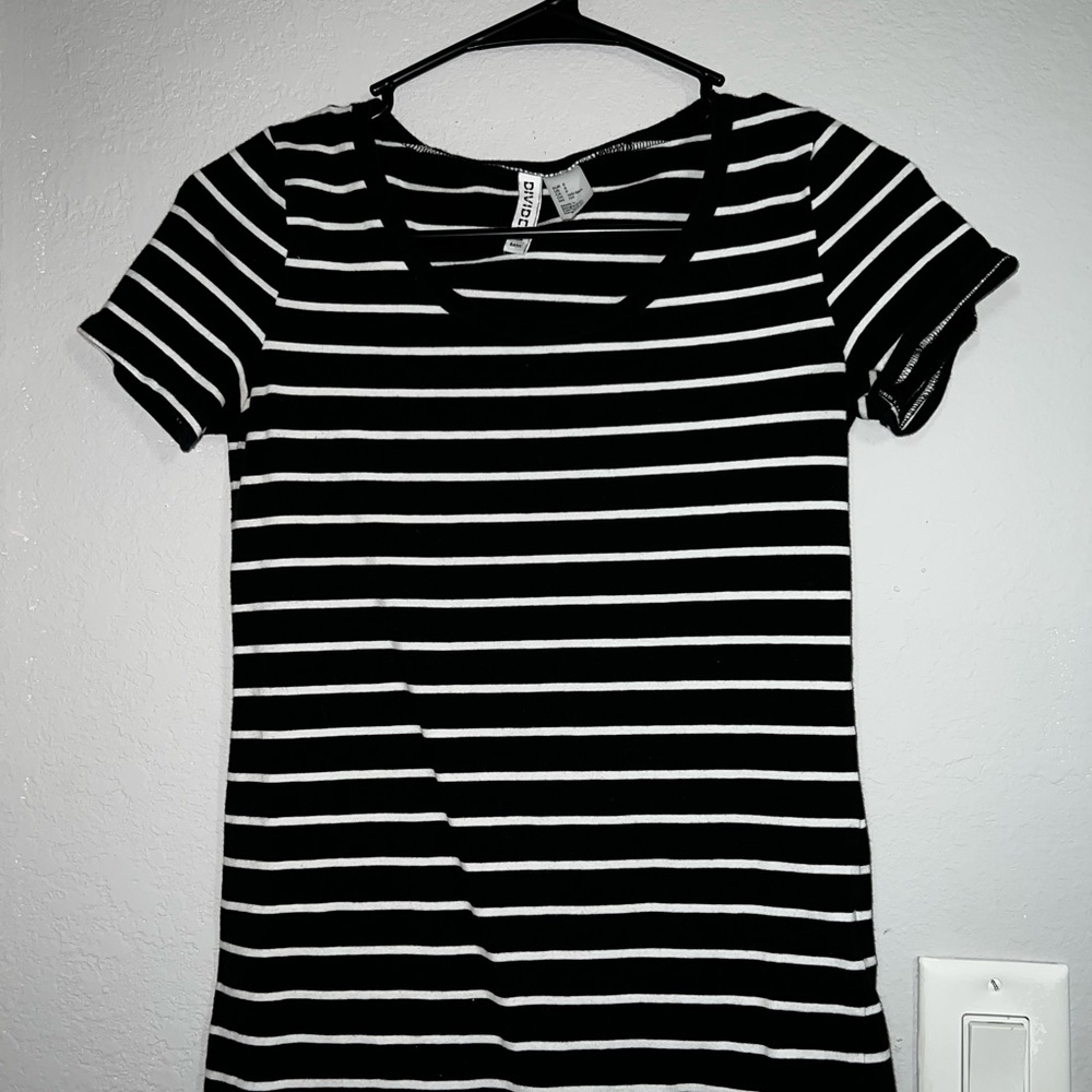 H&M Stripped Black Shirt